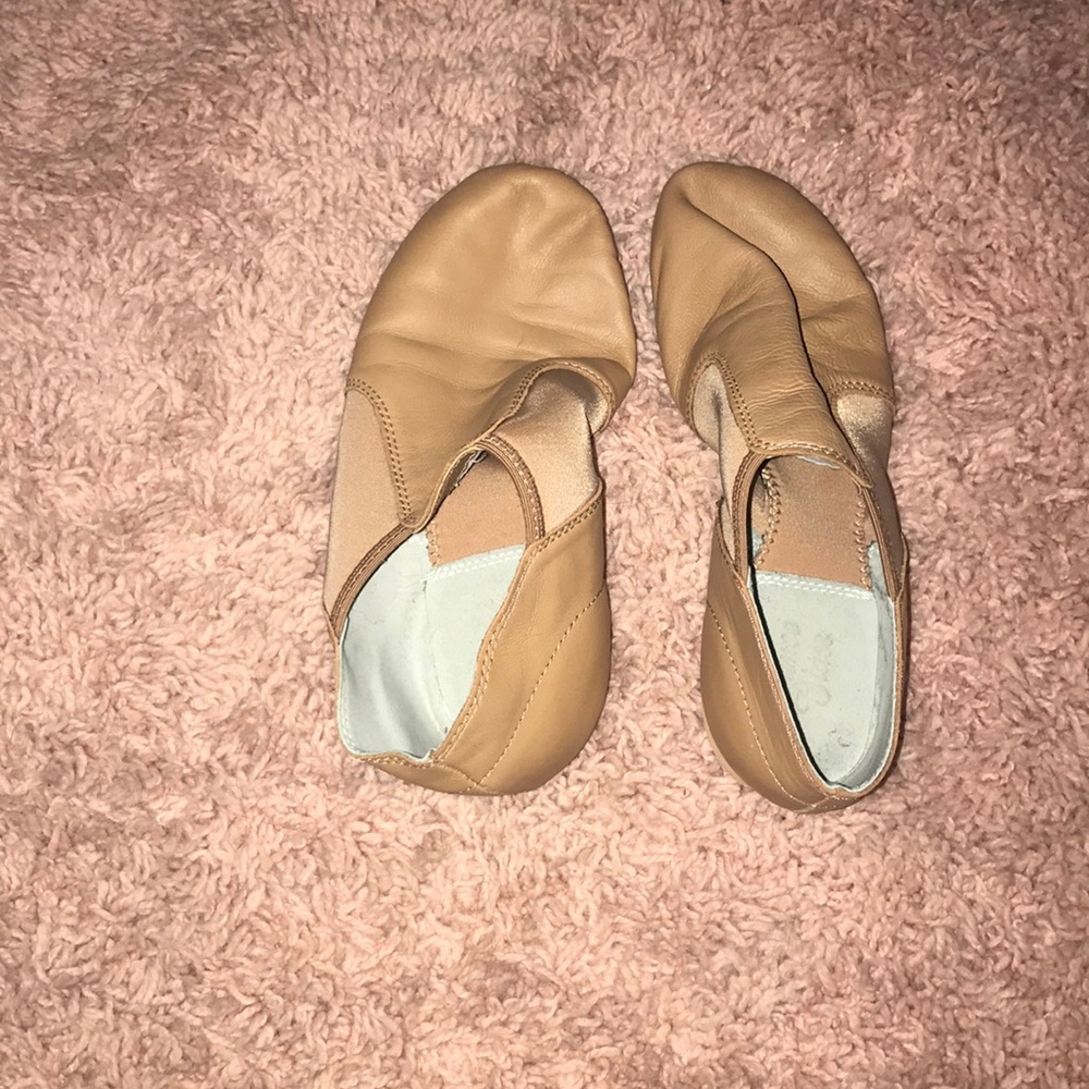 Tan dance shoes